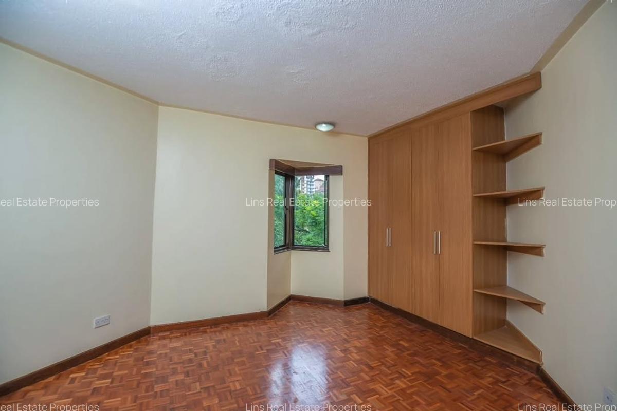 Serviced 4 Bed Apartment with En Suite in Riverside - 14