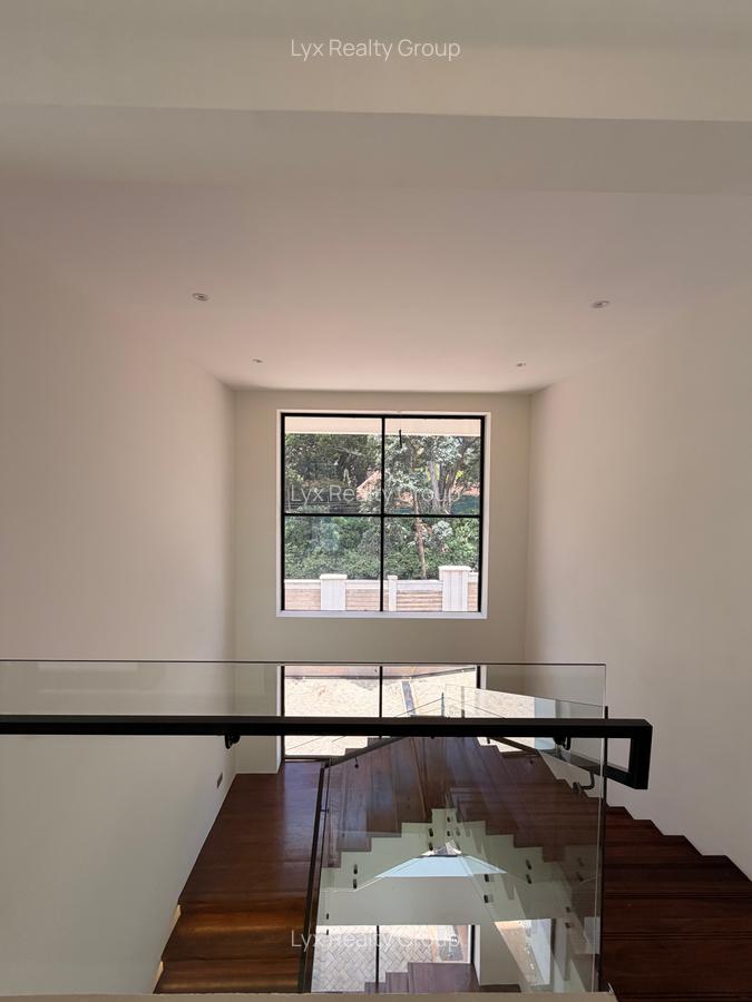 6 Bed Villa with En Suite in Kitisuru - 9