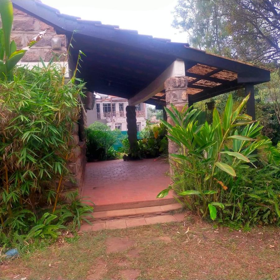 4 Bed House with En Suite at Kerarapon Road - 3