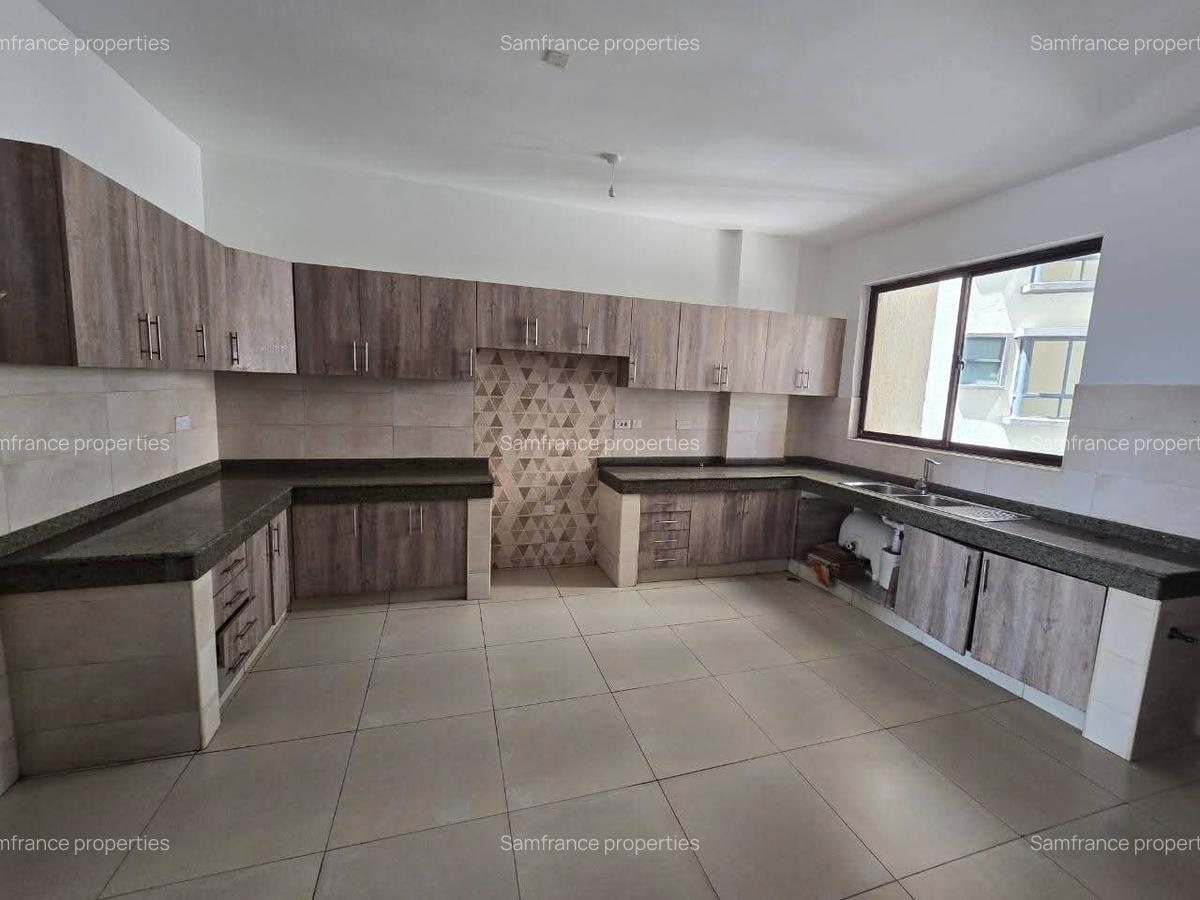 4 Bed Apartment with En Suite at Mount Kenya Road - 10