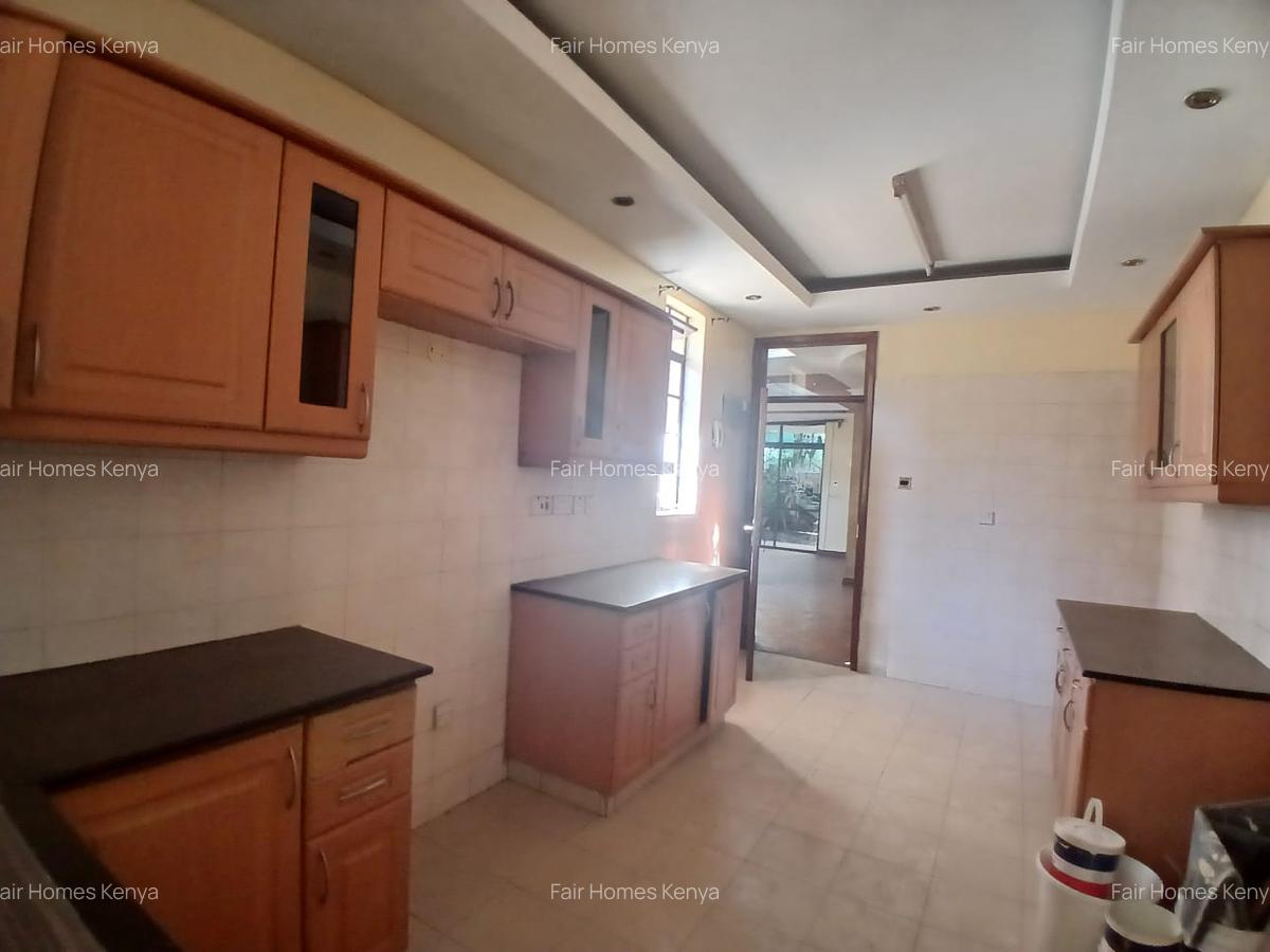 4 Bed Townhouse with En Suite at Manyani East - 9