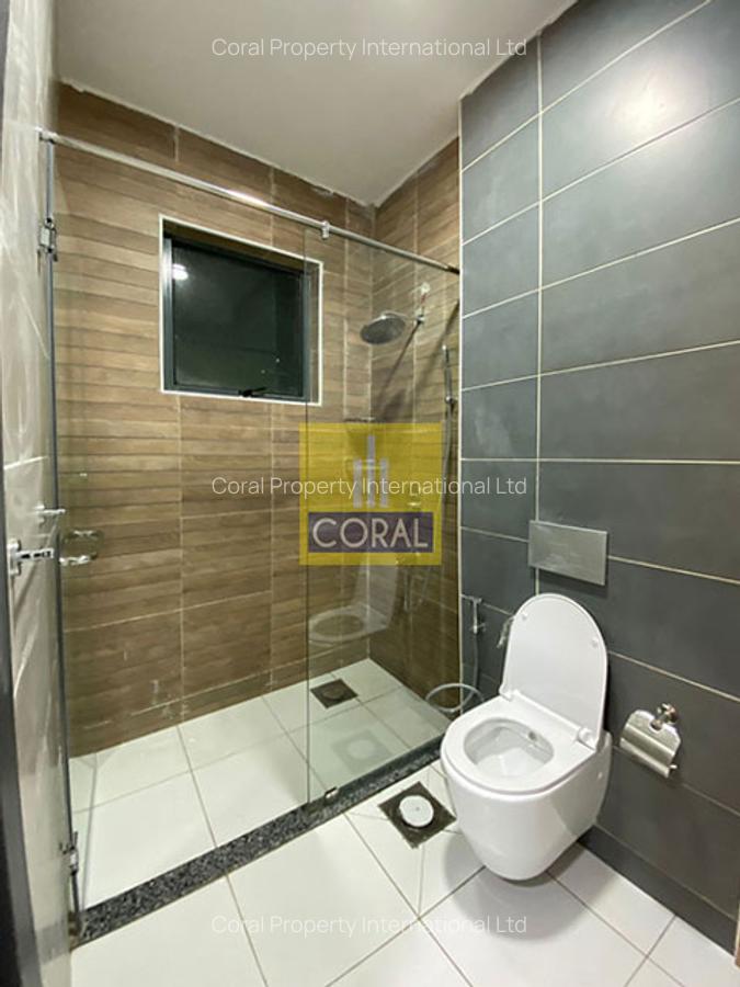 1 Bed Apartment with Swimming Pool in Kilimani - 4