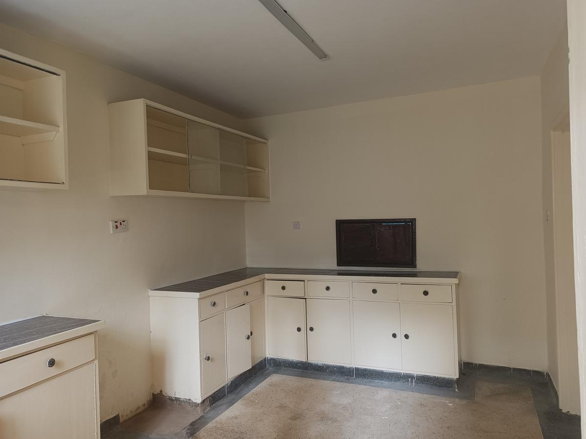 4 Bed Townhouse with En Suite at Kilimani Estate Nairobi - 4