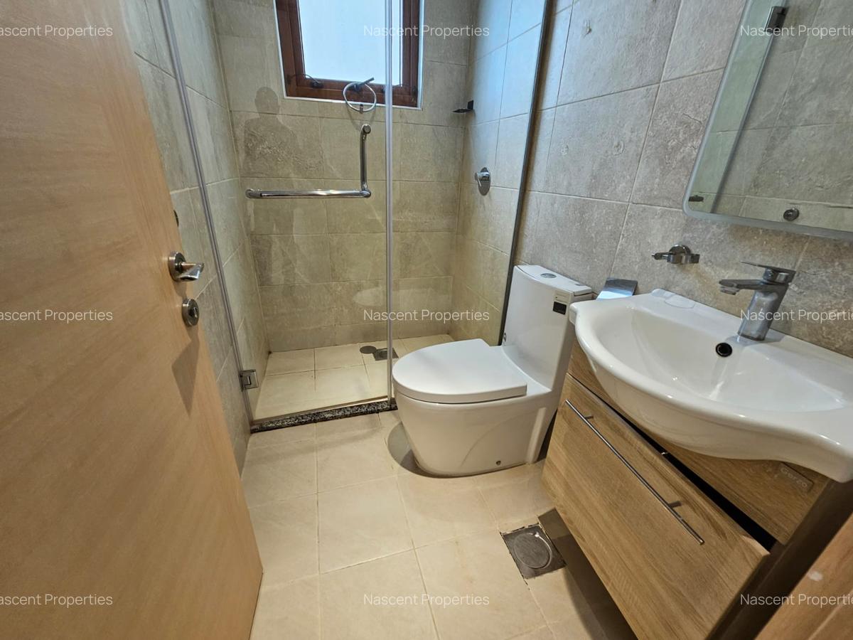 3 Bed Apartment with En Suite in Kileleshwa - 14