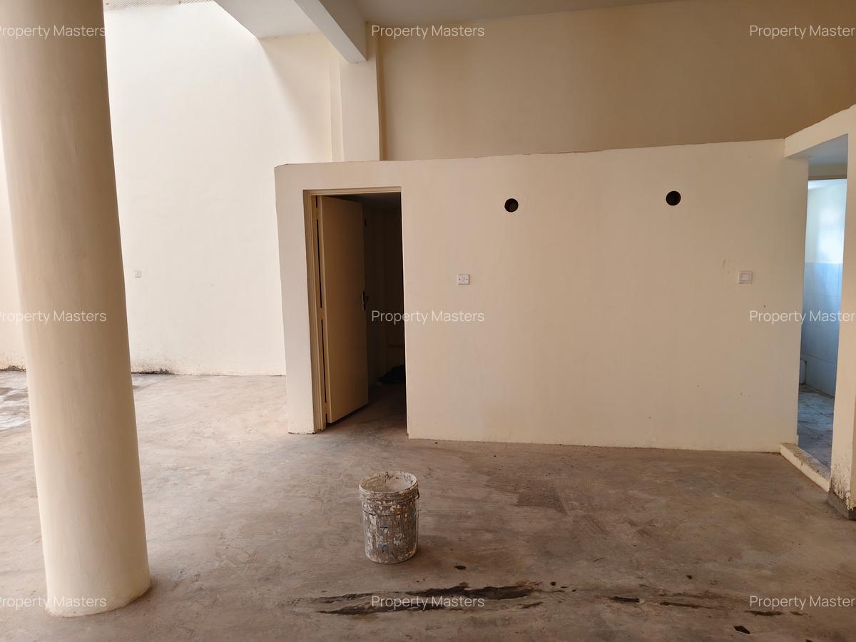 14,600 ft² Warehouse with Fibre Internet at Babadogo - 15