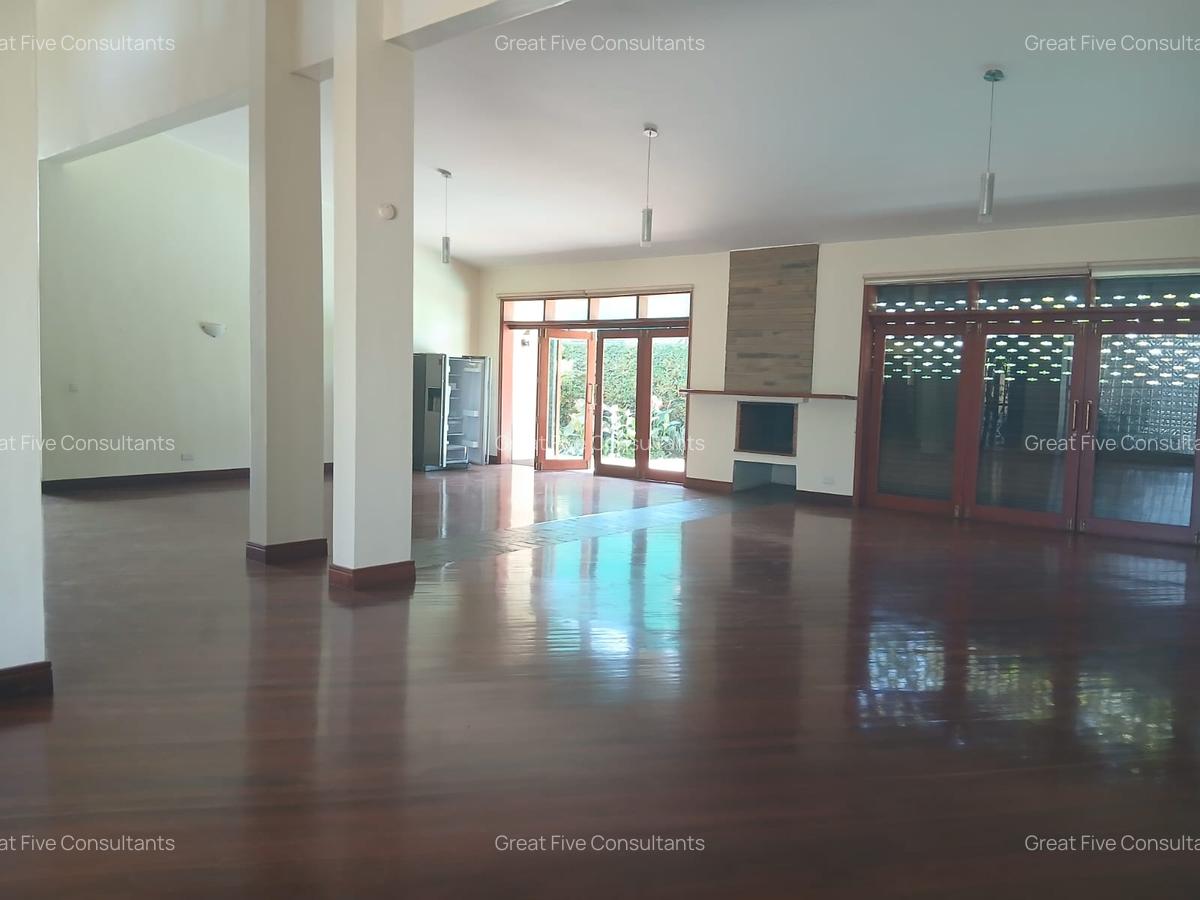 4 Bed Villa with En Suite in Runda - 4