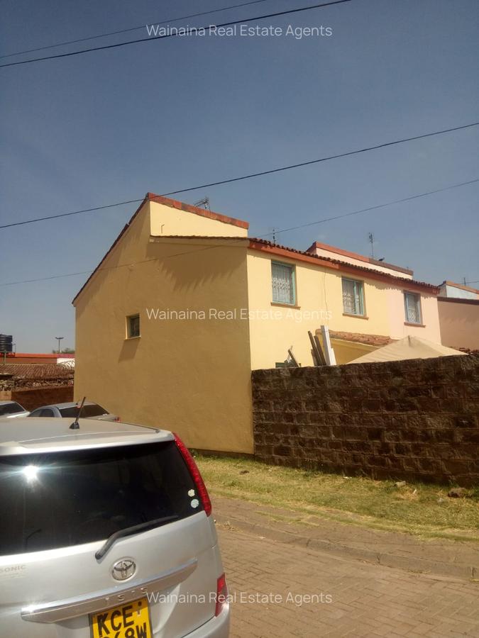 4 Bed House with Garden at Phase 5 - 1