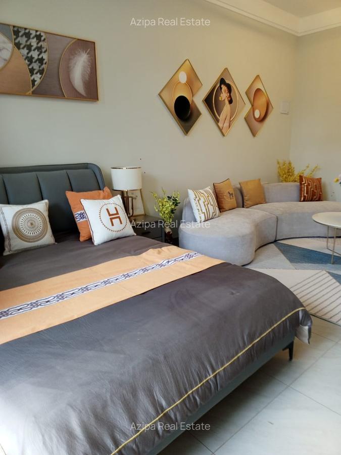 Studio Apartment with Swimming Pool in Ruaka - 4