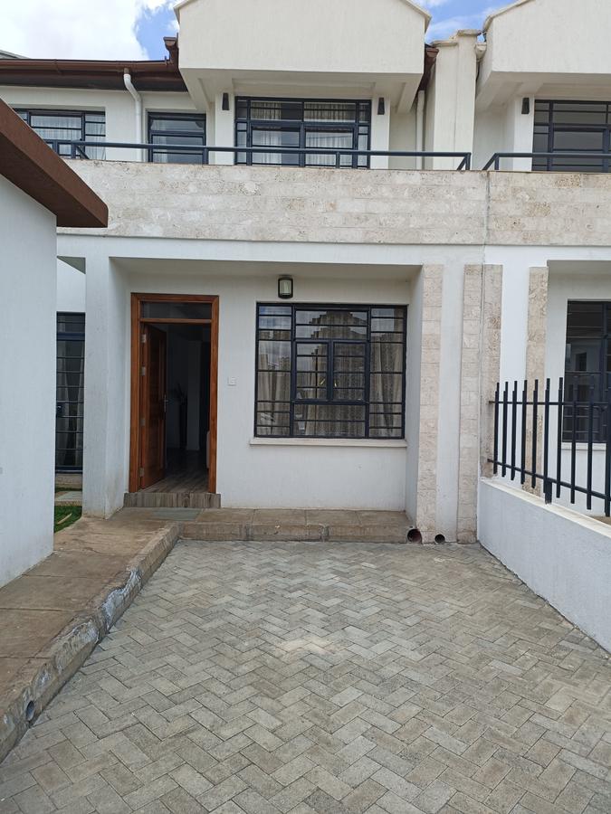 4 Bed Townhouse with En Suite at Near Mugoya Estate - 2