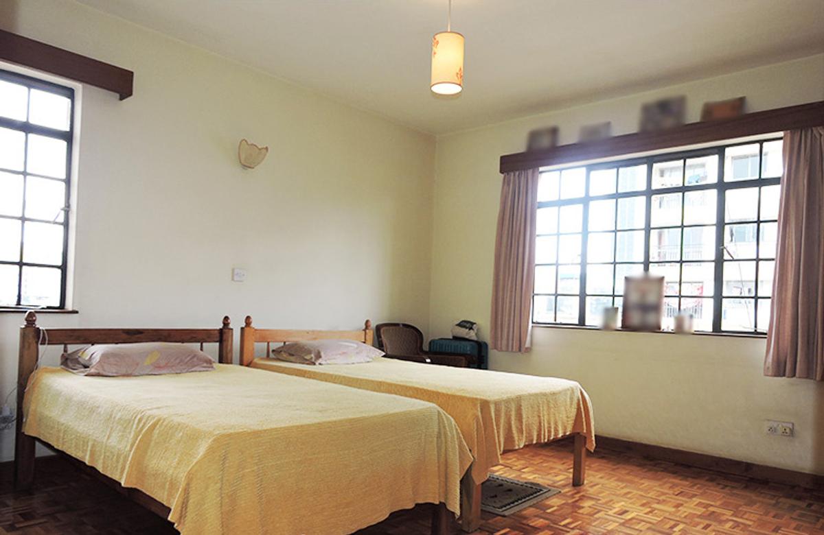 3 Bed Apartment with En Suite at Mogotio Road - 6