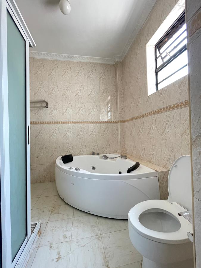 3 Bed Apartment with En Suite in Kileleshwa - 5