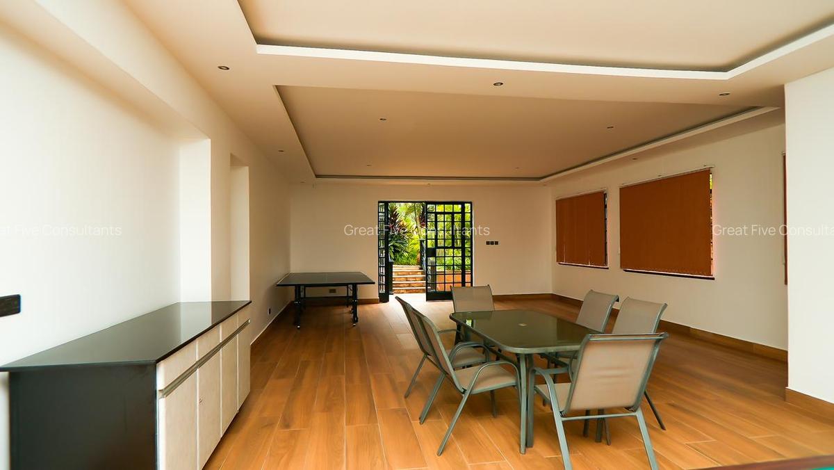 5 Bed Villa with En Suite in Kitisuru - 14