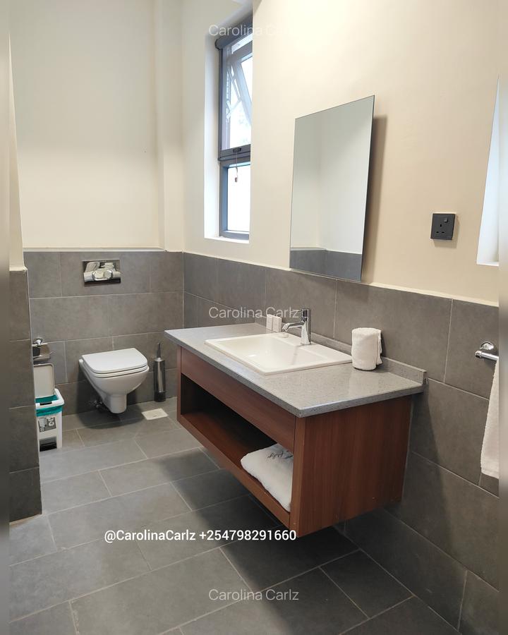 Serviced 2 Bed Apartment with En Suite in Spring Valley - 14