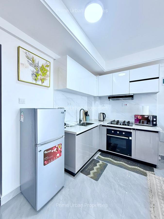 Serviced 1 Bed Apartment with En Suite in Westlands Area - 17