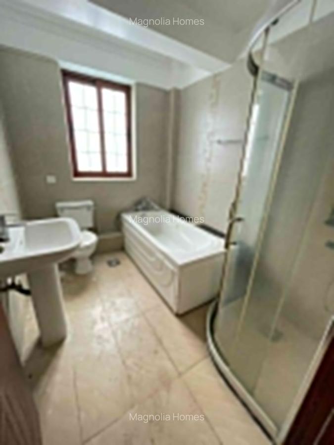 Serviced 3 Bed Apartment with En Suite in Kilimani - 8