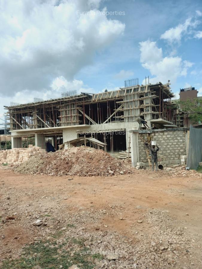 2 Bed Apartment with En Suite in Nyali Area - 7