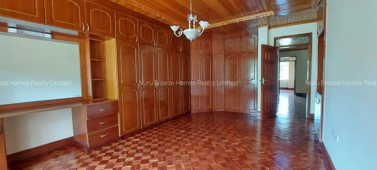 5 Bed House with En Suite in Kitisuru - 14