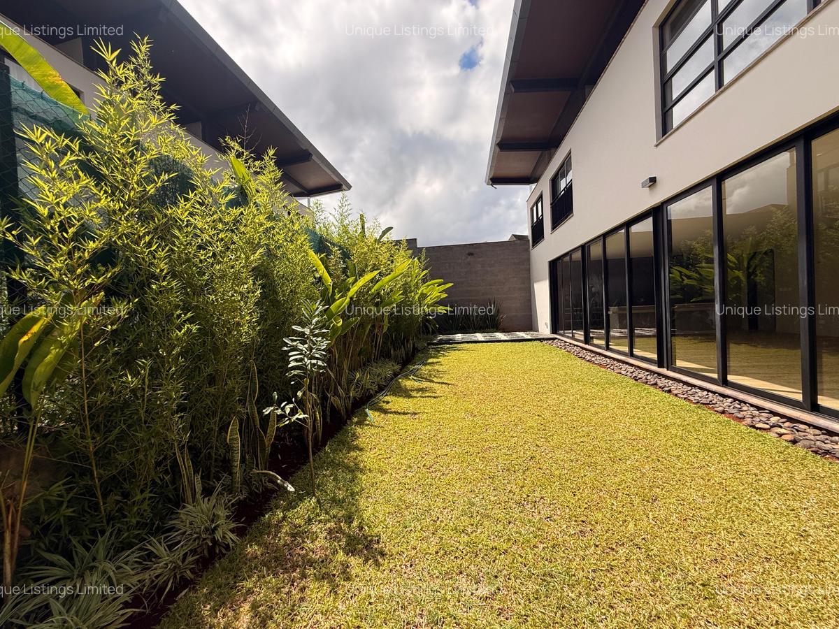 4 Bed Villa with En Suite in Runda - 14