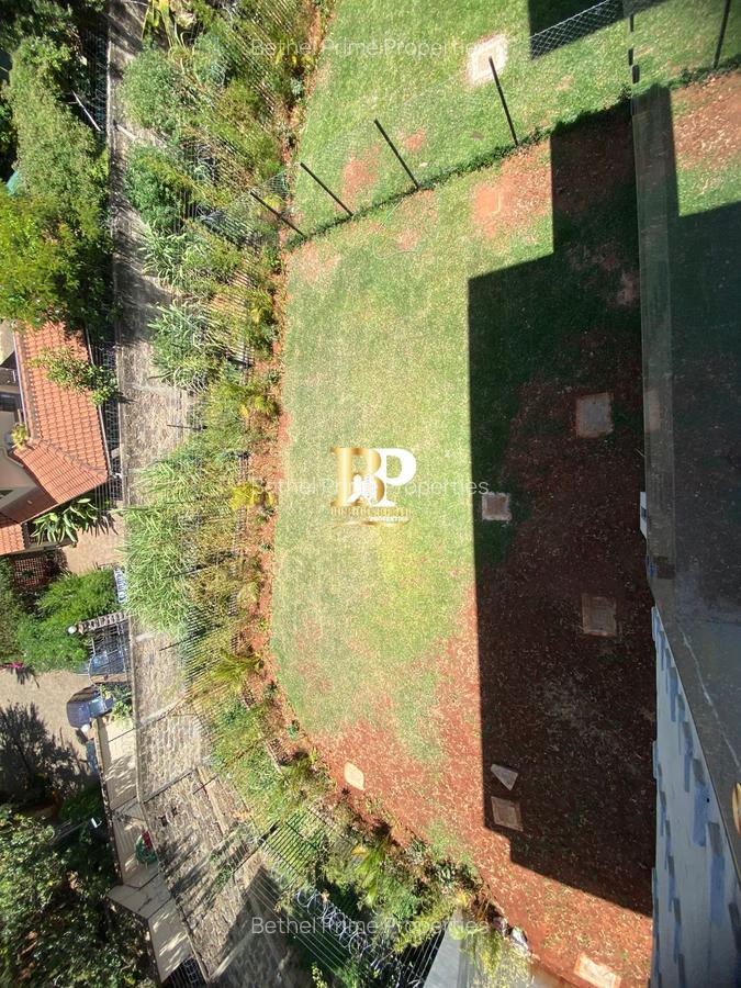 5 Bed Villa with En Suite at Grevillea Groove - 17