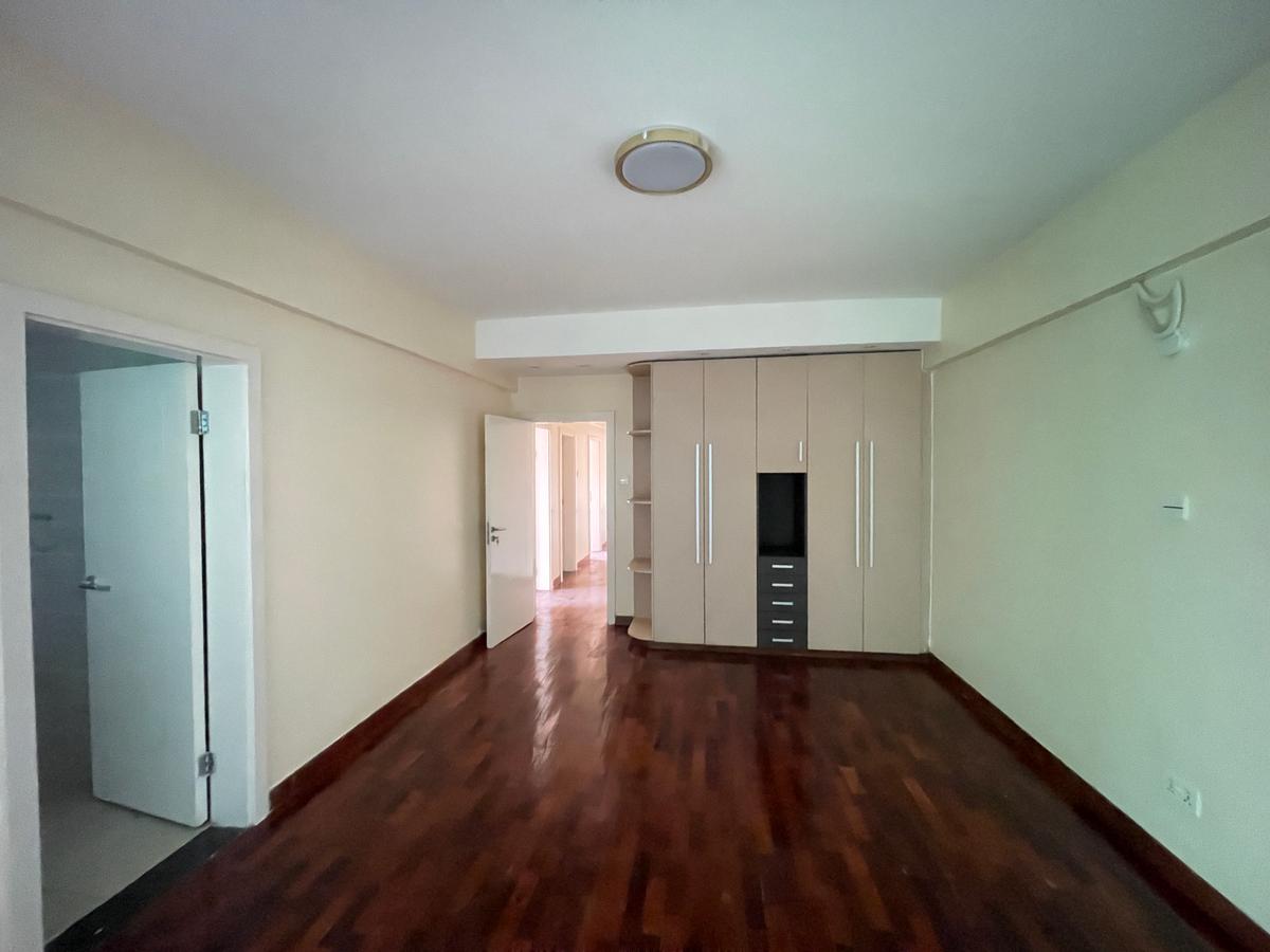 4 Bed Apartment in Kileleshwa - 4