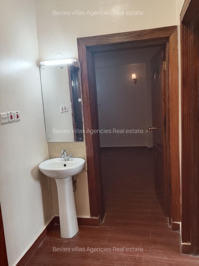2 Bed Apartment with En Suite at Parklands - 9