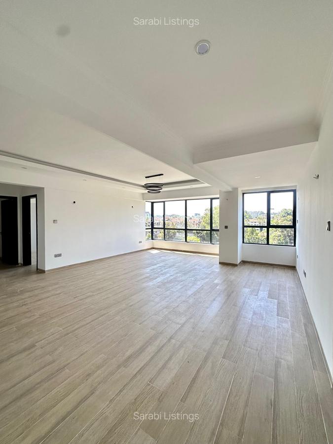 4 Bed Apartment with En Suite in Westlands Area - 4