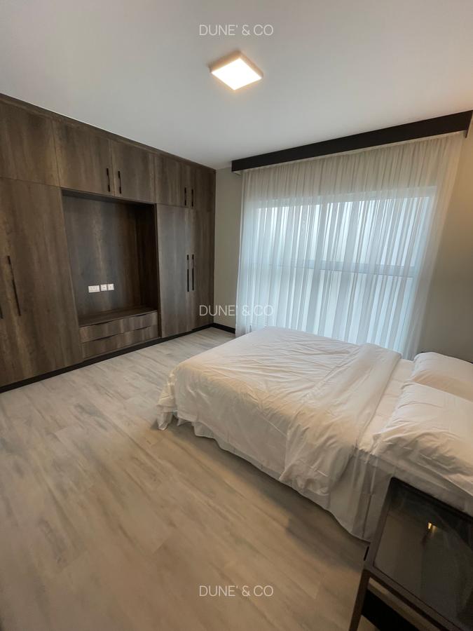 Serviced 2 Bed Apartment with En Suite in Riverside - 14