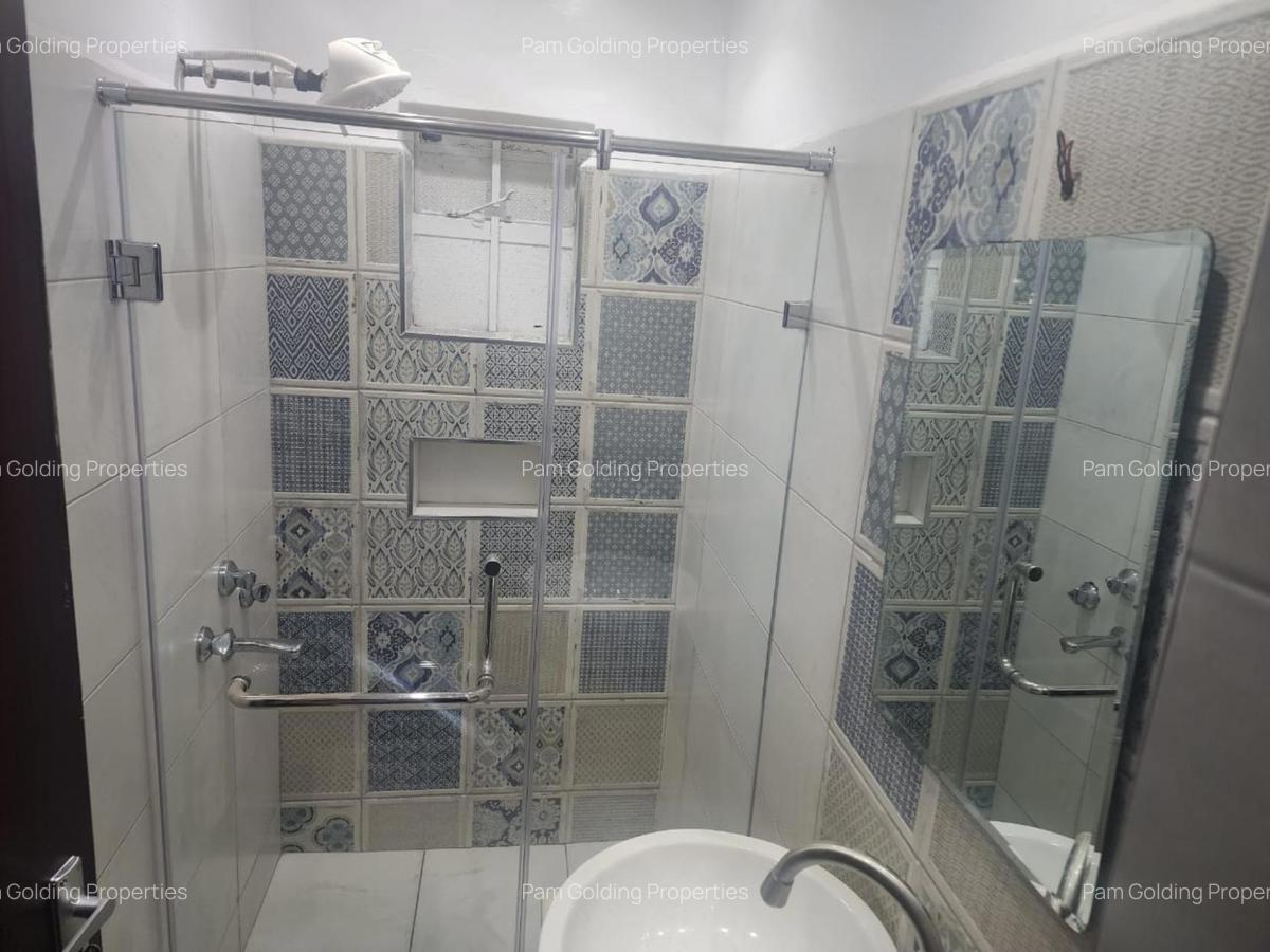 4 Bed Apartment with En Suite in Rhapta Road - 11