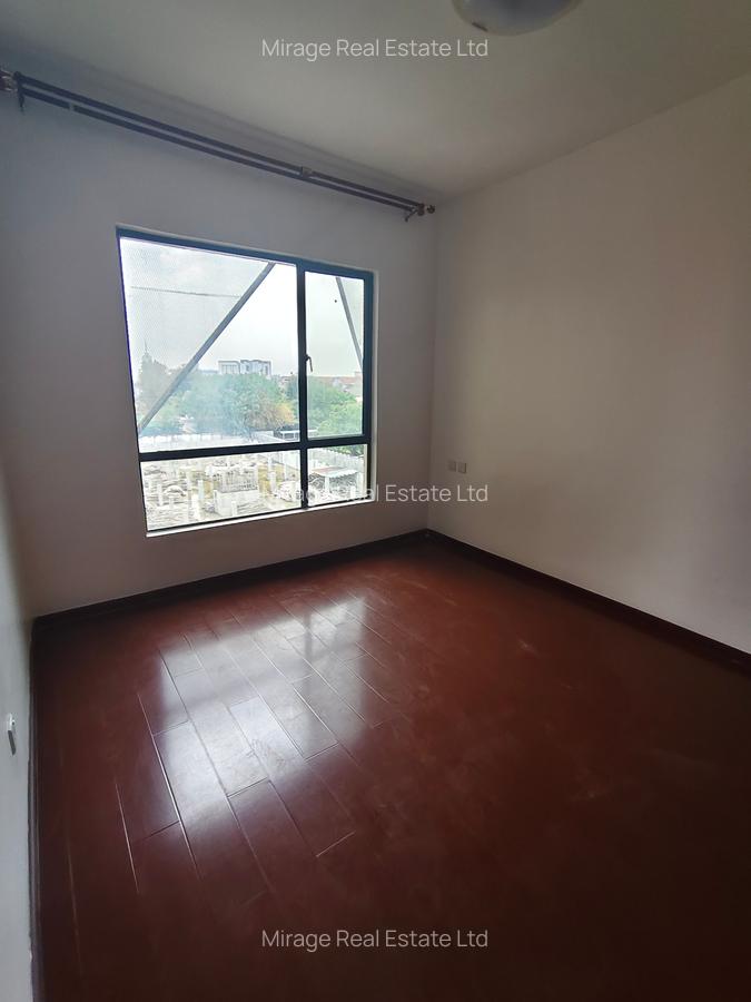 3 Bed Apartment with Swimming Pool in Hurlingham - 11