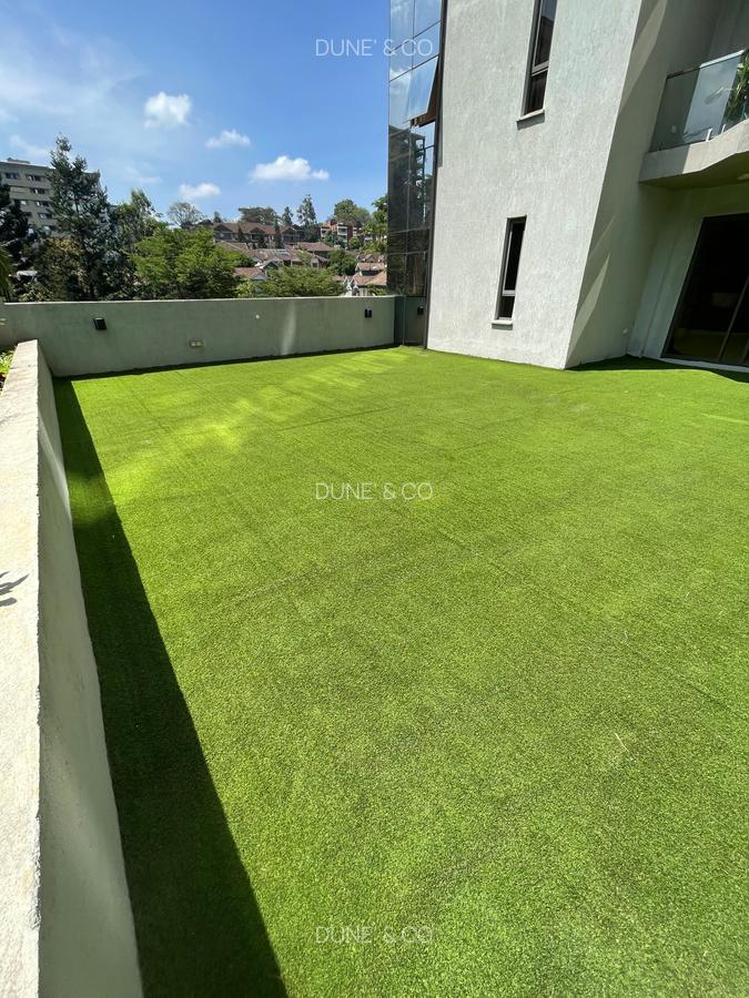 2 Bed Apartment with En Suite in Westlands Area - 18