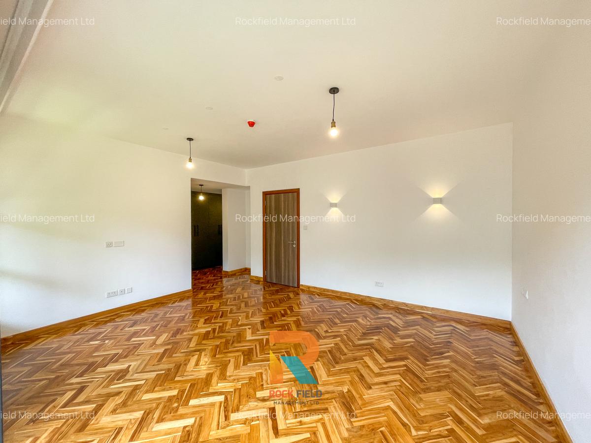 4 Bed Apartment with En Suite at Two Rivers - 20