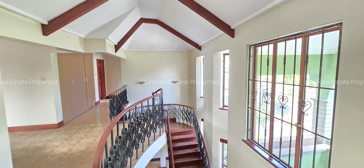 5 Bed Townhouse with En Suite in Runda - 14