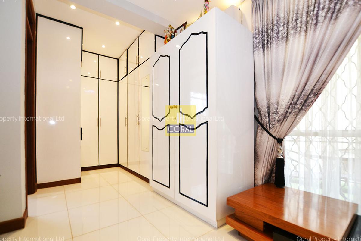 4 Bed Apartment with Backup Generator in Parklands - 13