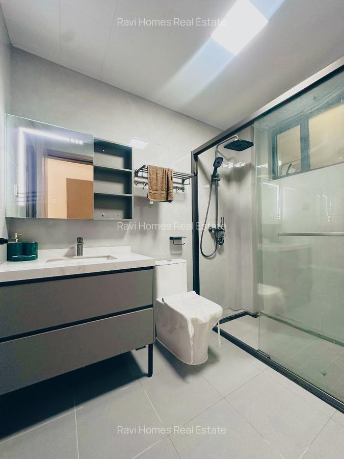 3 Bed Apartment with En Suite at Kilimani Along George Padmore Road - 4