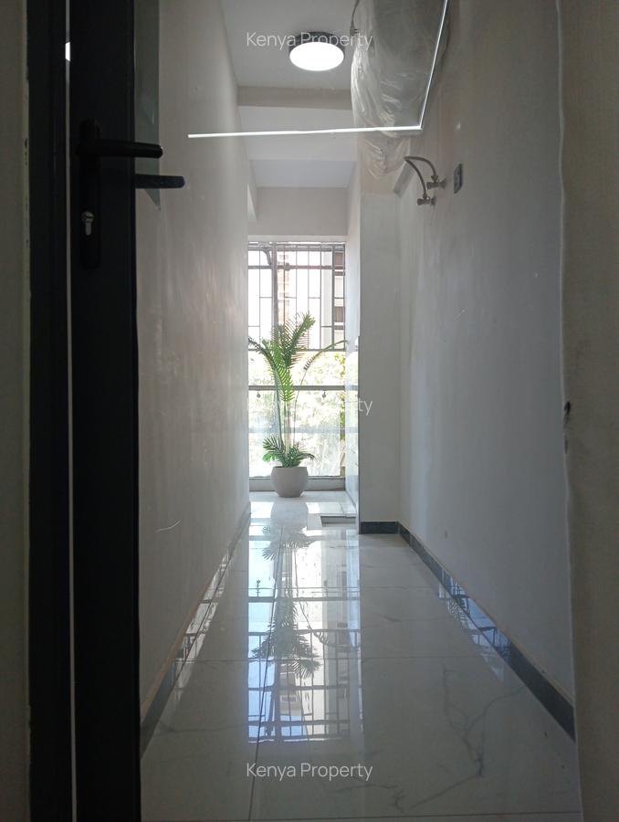 2 Bed Apartment with En Suite in Westlands Area - 16