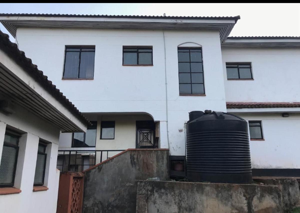 4 Bed Townhouse with En Suite at Mountain View - 4