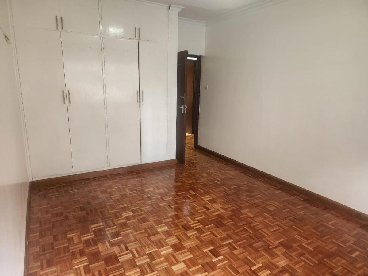 4 Bed Apartment with En Suite in Westlands Area - 6