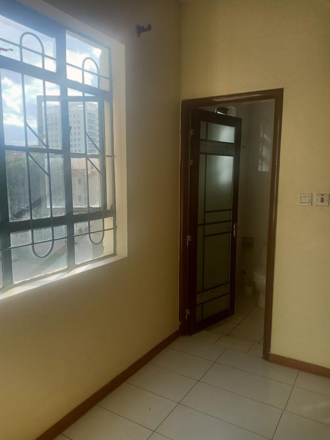 2 Bed Apartment with En Suite at Vanga Road - 6