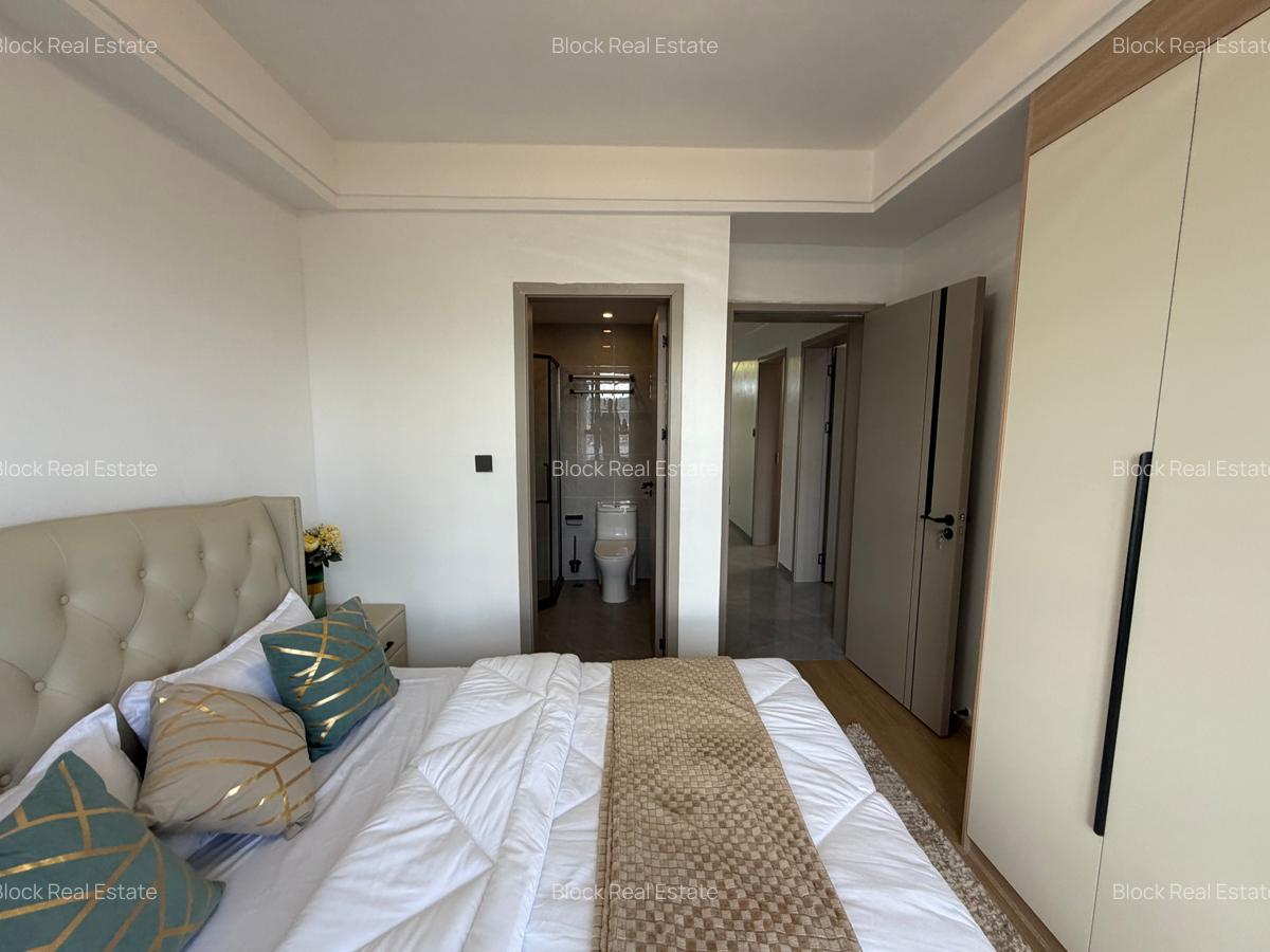 2 Bed Apartment with En Suite in Lavington - 4