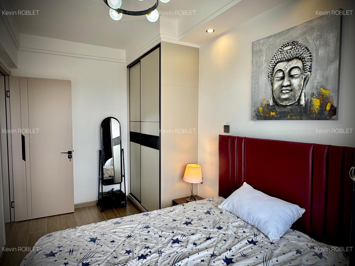 Serviced 1 Bed Apartment with En Suite at George Padmore Road - 4