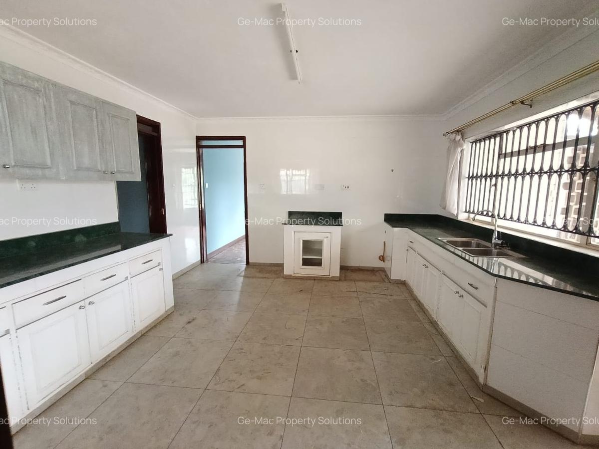 5 Bed House with En Suite in Gigiri - 10