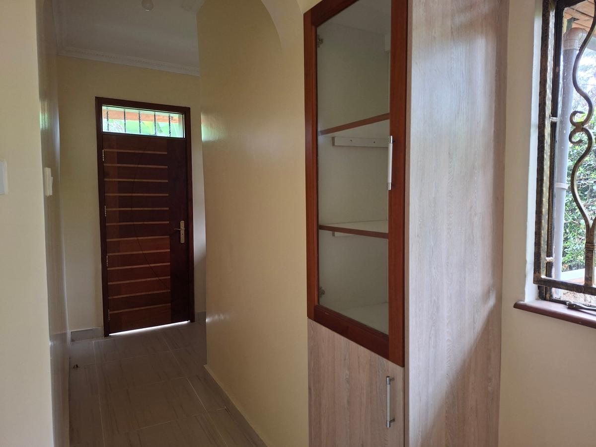 2 Bed House with En Suite at Off Mimosa Rd - 10