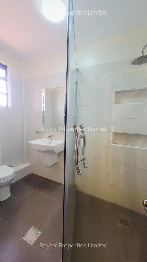 4 Bed House with En Suite in Kiambu Road - 13