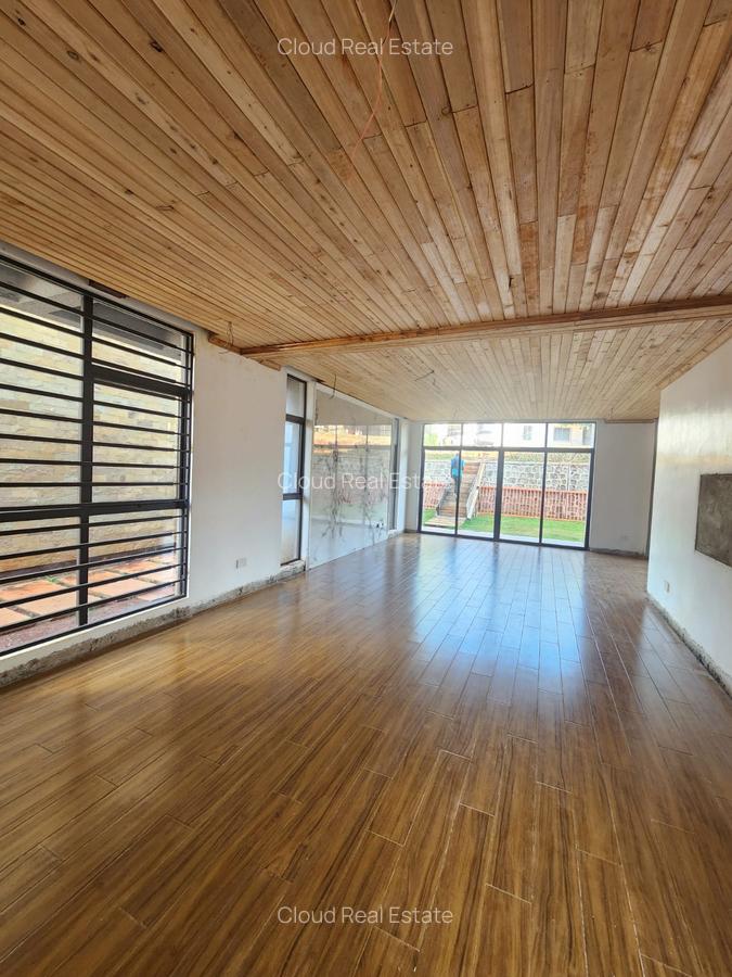 4 Bed Villa with En Suite in Kiambu Road - 3