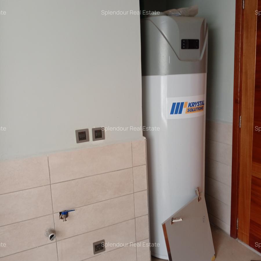 4 Bed Apartment with En Suite in Kilimani - 7