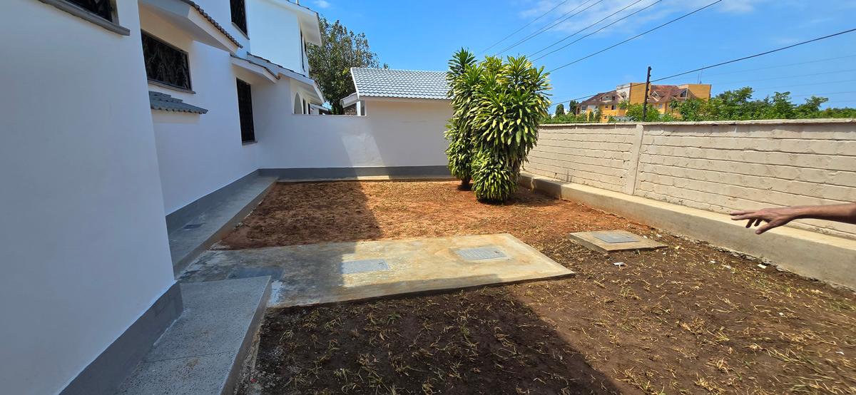 4 Bed Townhouse with En Suite in Shanzu - 6