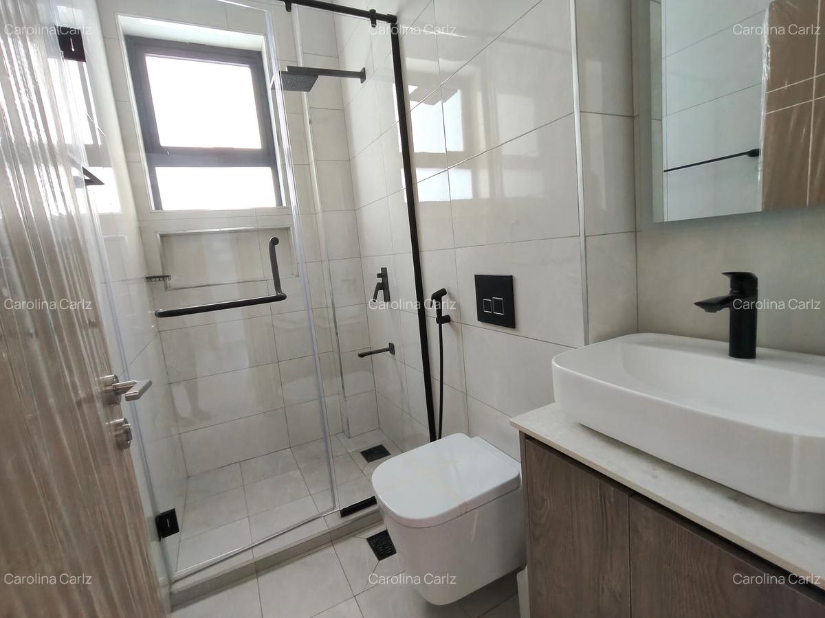 2 Bed Apartment with En Suite in Brookside - 13