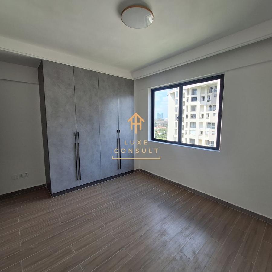 2 Bed Apartment with En Suite at Riverside Drive - 13