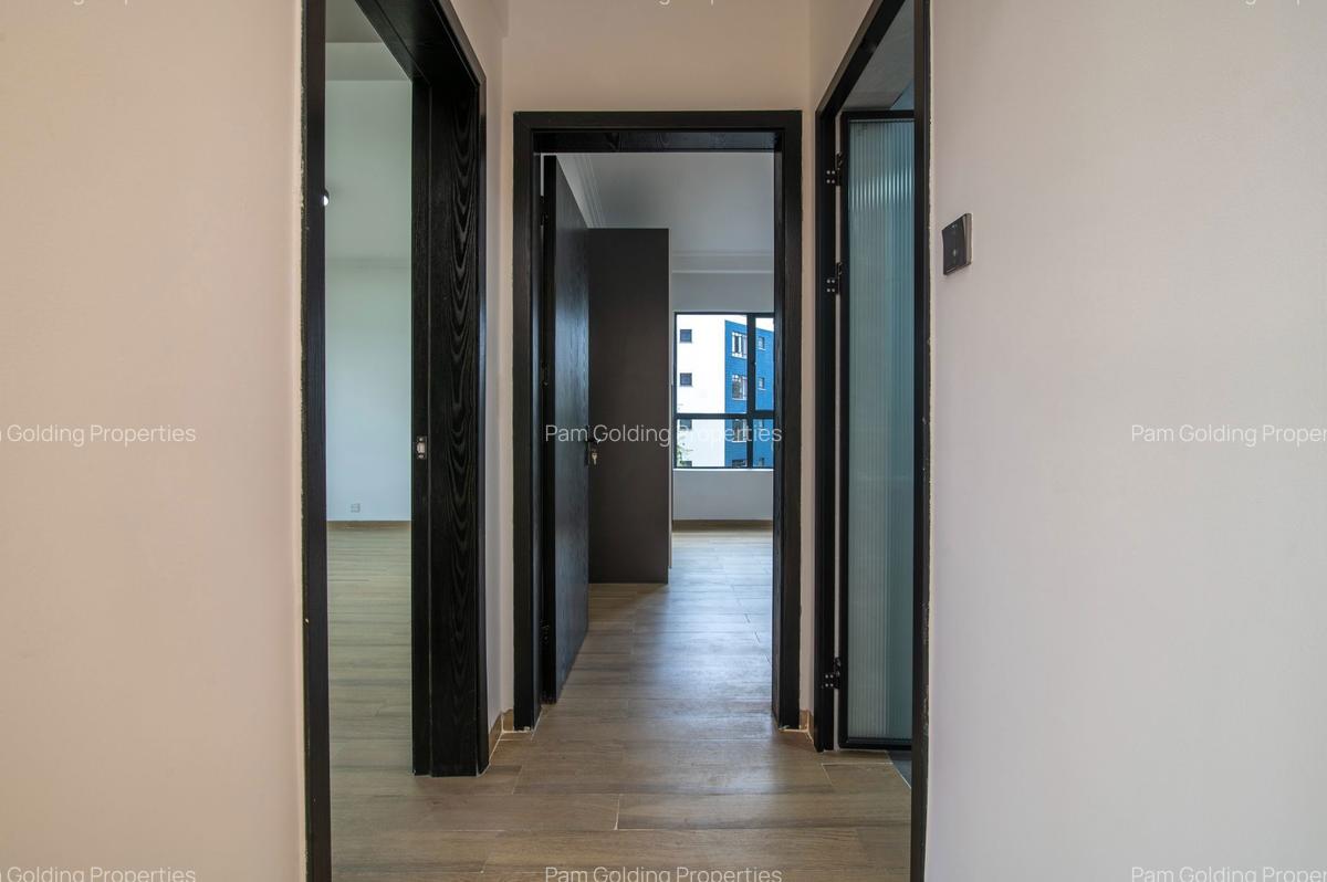 2 Bed Apartment with En Suite in Rhapta Road - 10