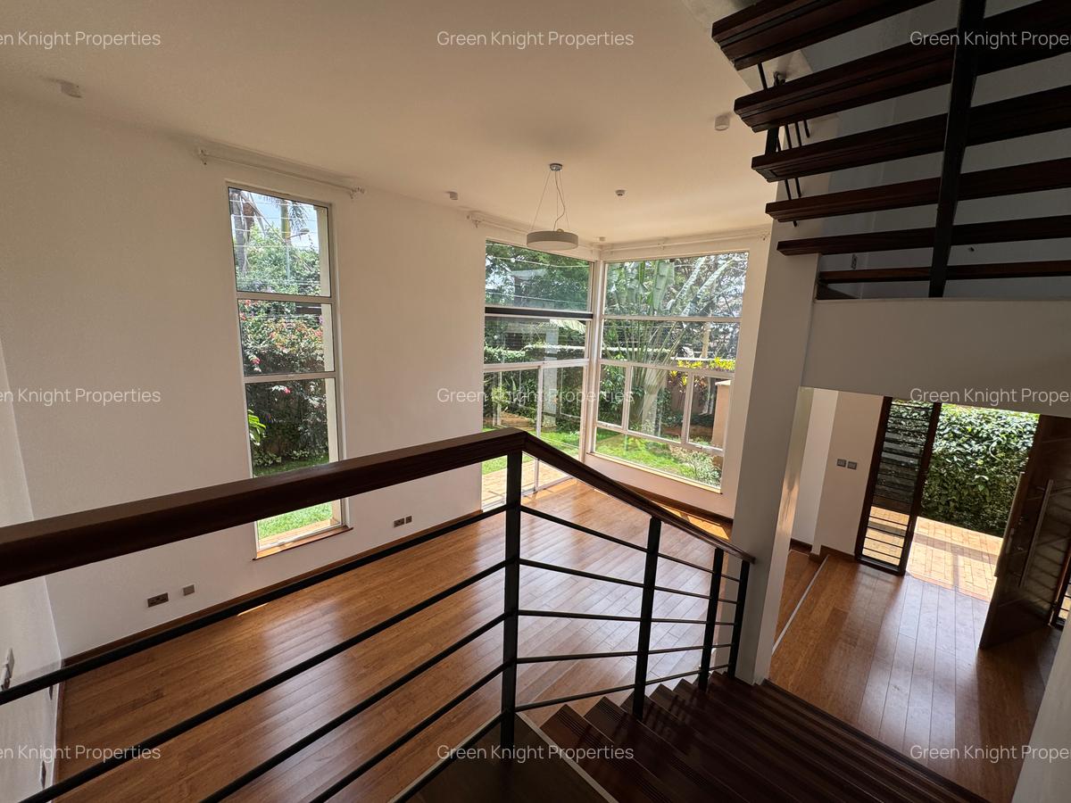 4 Bed Townhouse with En Suite in Lavington - 1